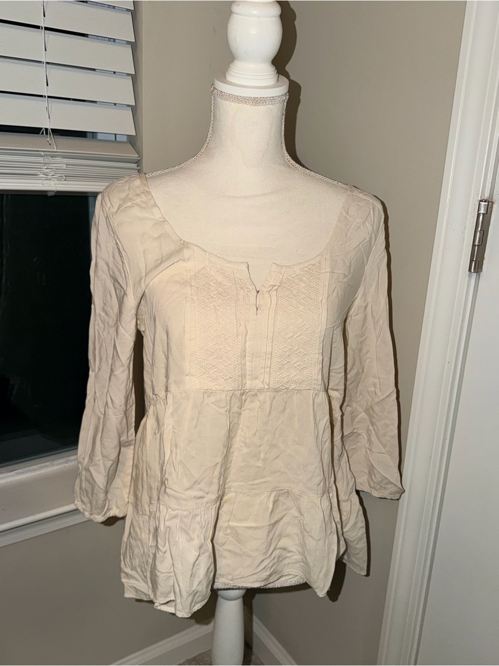 American Eagle Outfitters Cream Peasant Tunic Top